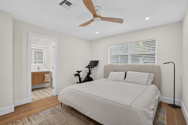 2521 Jaeger Drive, Delray Beach, FL 33444