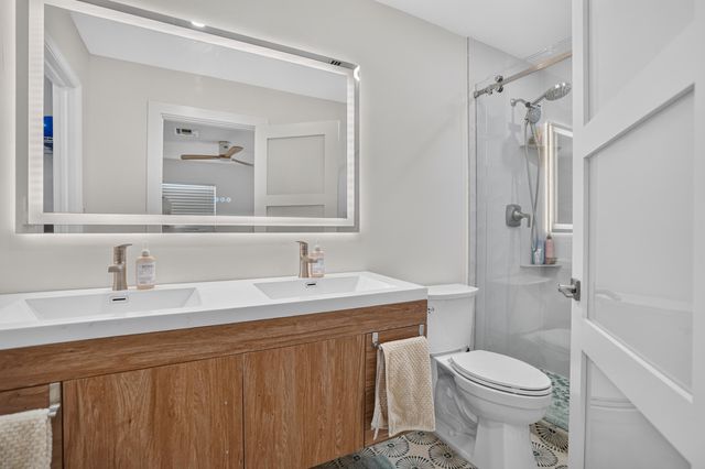 2521 Jaeger Drive, Delray Beach, FL 33444