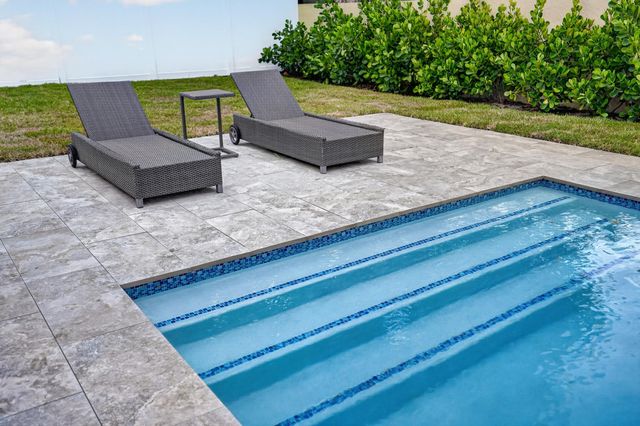 2521 Jaeger Drive, Delray Beach, FL 33444