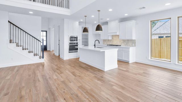 362 Prairie Warbler Street, Magnolia, TX 77354