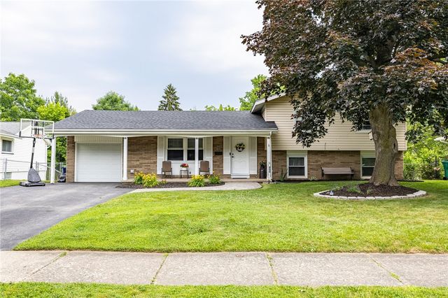 34 Tanglewood Drive, Greece, NY 14616