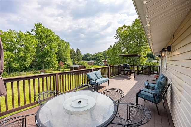 34 Tanglewood Drive, Greece, NY 14616