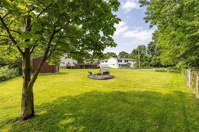 34 Tanglewood Drive, Greece, NY 14616
