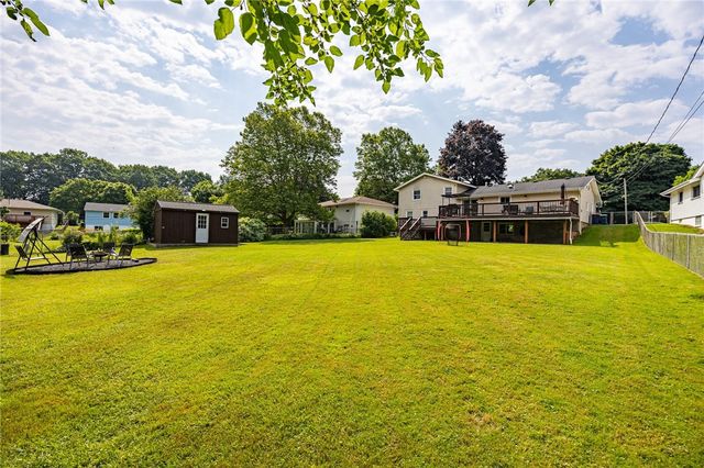 34 Tanglewood Drive, Greece, NY 14616