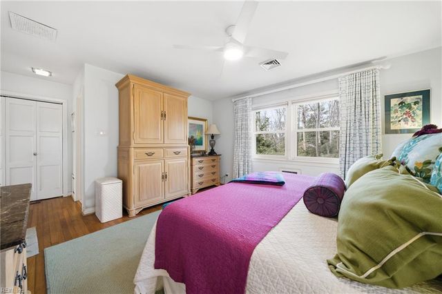 2808 Pine Ridge LN, Virginia Beach, VA 23452