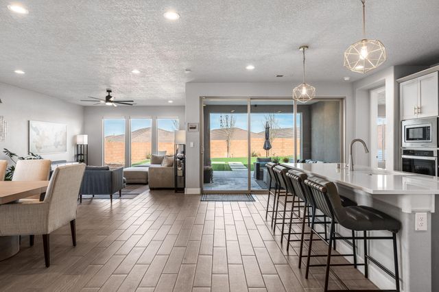 9120 Tortosa Drive NW, Albuquerque, NM 87114