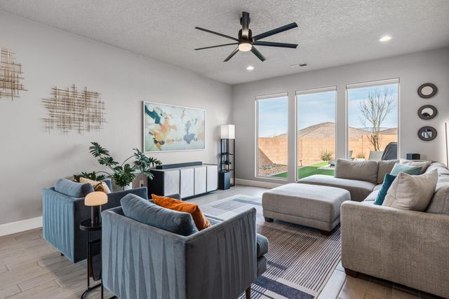 9120 Tortosa Drive NW, Albuquerque, NM 87114