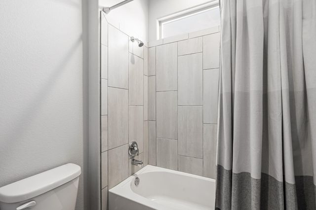 9120 Tortosa Drive NW, Albuquerque, NM 87114