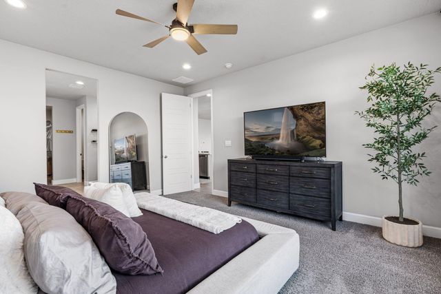 9120 Tortosa Drive NW, Albuquerque, NM 87114