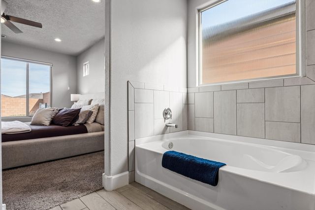 9120 Tortosa Drive NW, Albuquerque, NM 87114