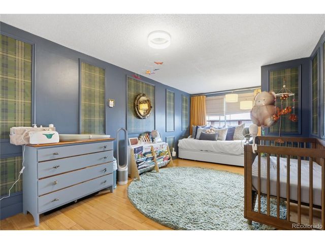 1155 N Ash St 806, Denver, CO 80220