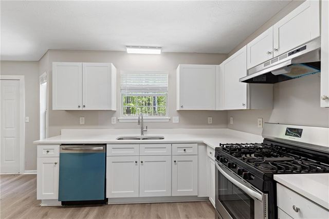 3228 Diamond Bluff, Union City, GA 30291