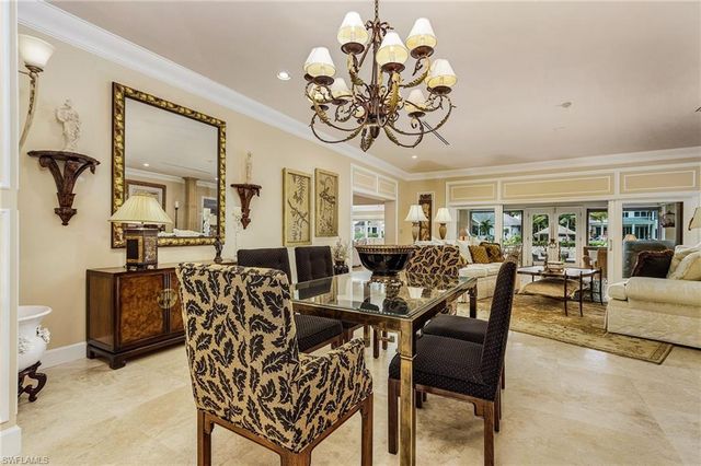 950 Galleon DR, Naples, FL 34102