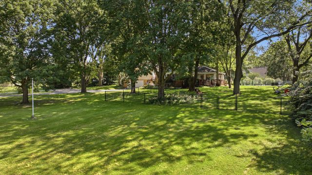 150 N Madison Street, Oswego, IL 60543
