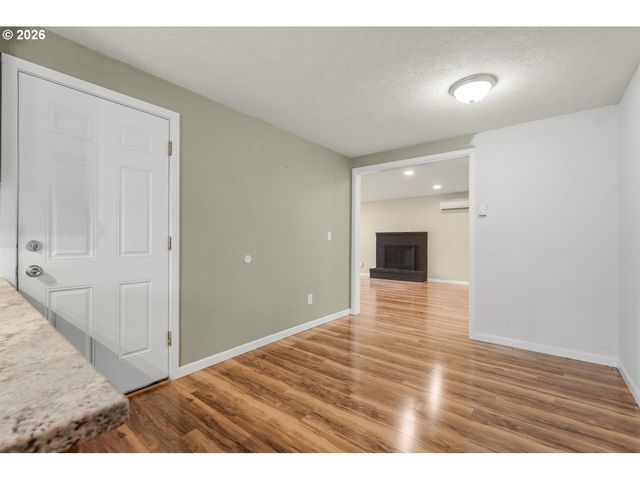 1218 JOHNSON St, Oregon City, OR 97045
