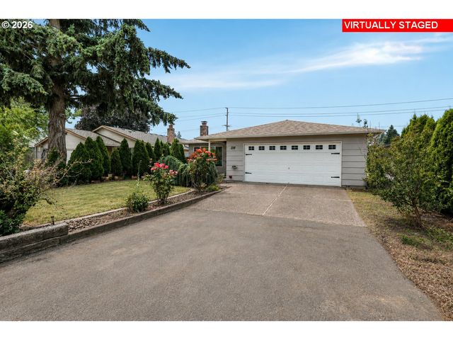1218 JOHNSON St, Oregon City, OR 97045