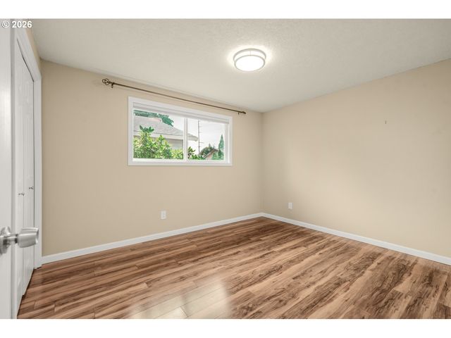 1218 JOHNSON St, Oregon City, OR 97045