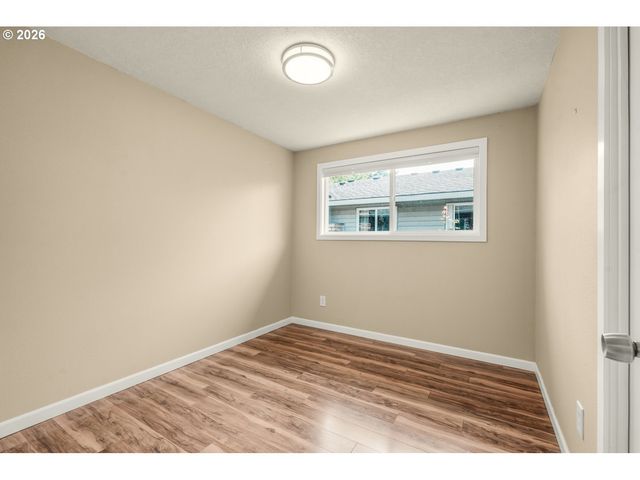 1218 JOHNSON St, Oregon City, OR 97045