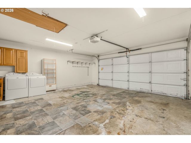 1218 JOHNSON St, Oregon City, OR 97045