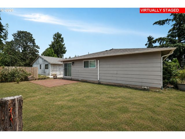 1218 JOHNSON St, Oregon City, OR 97045