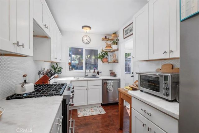 1341 S Towner, Santa Ana, CA 92707