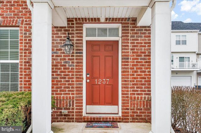 1237 PARISH AVE, Claymont, DE 19703