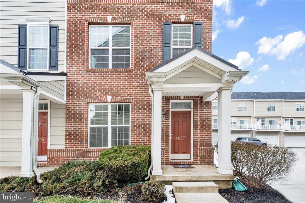 1237 PARISH AVE, Claymont, DE 19703