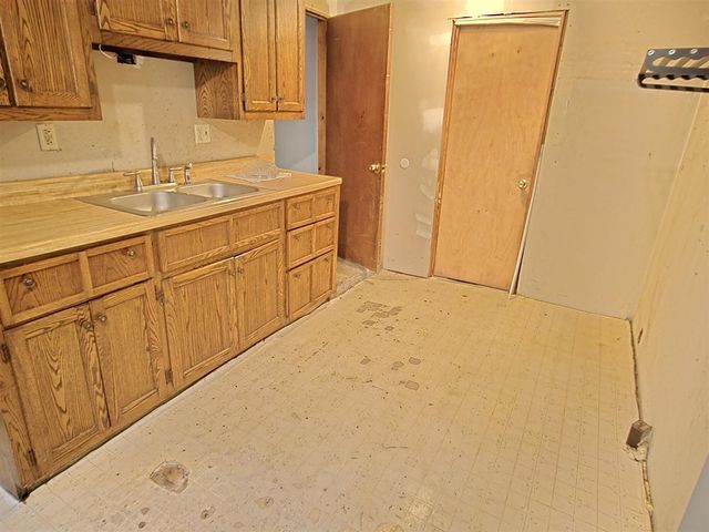 8315 Ramsdell Drive, Rockford, MI 49341
