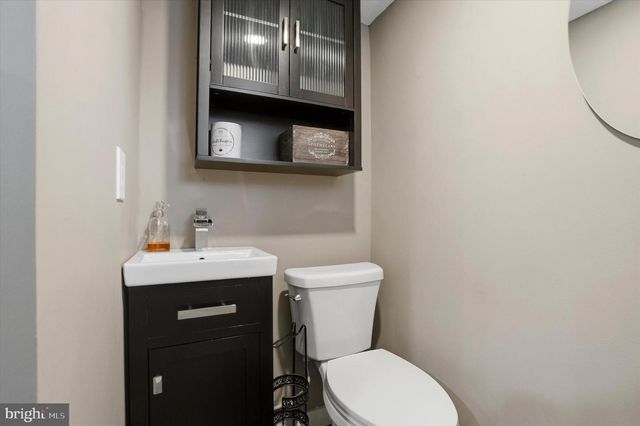 3214 S 13TH ST, Philadelphia, PA 19148