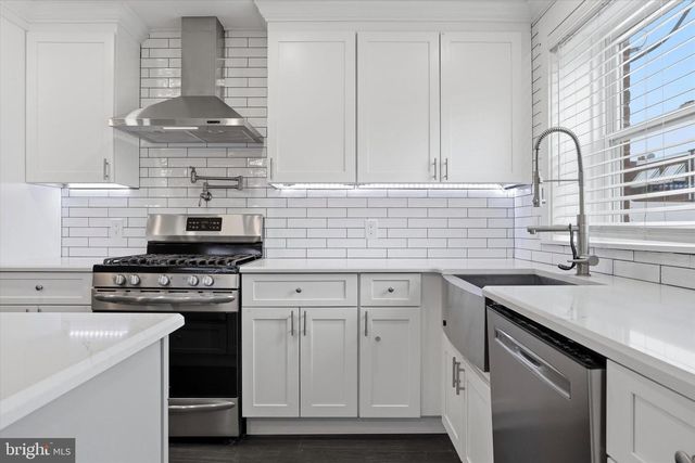 3214 S 13TH ST, Philadelphia, PA 19148