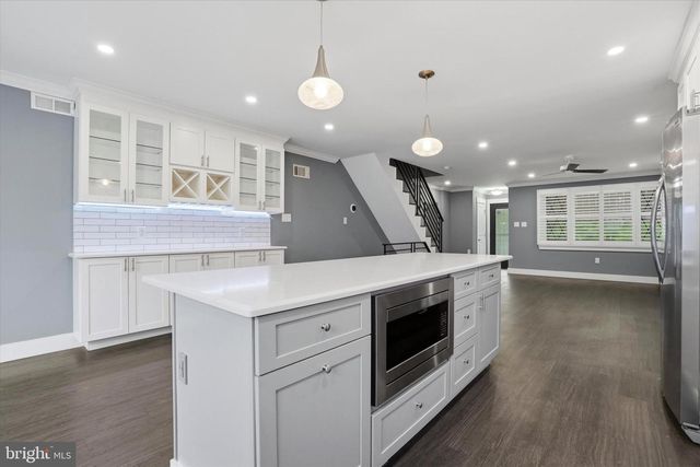 3214 S 13TH ST, Philadelphia, PA 19148