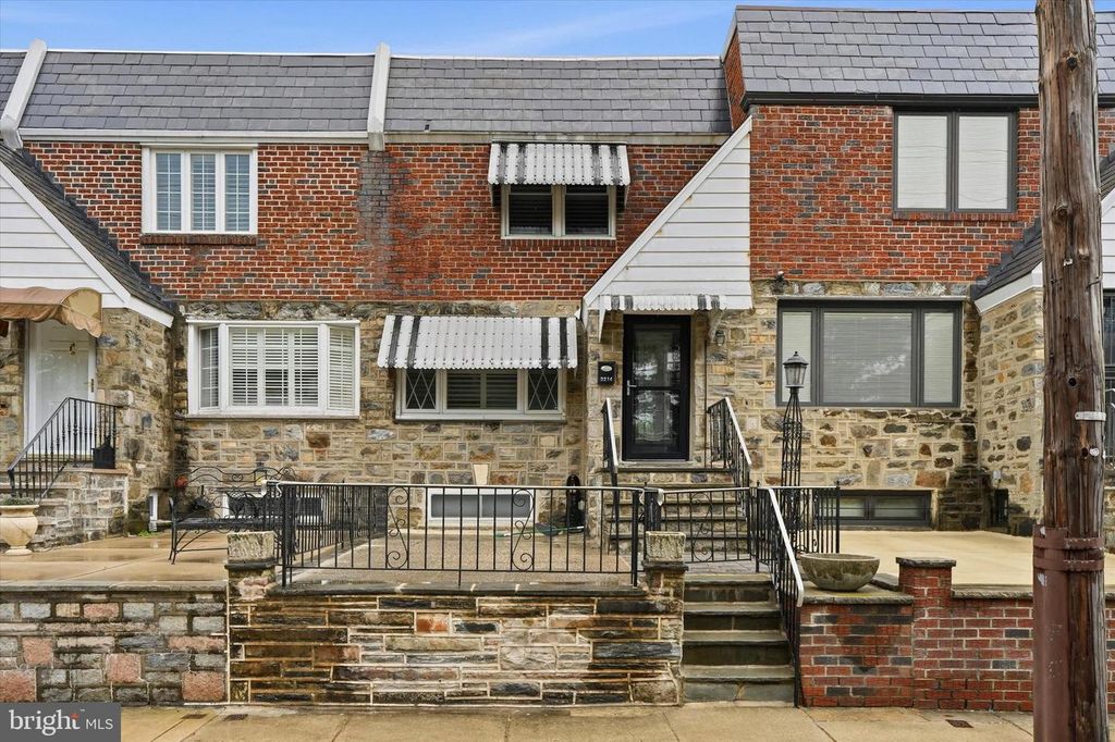 3214 S 13TH ST, Philadelphia, PA 19148