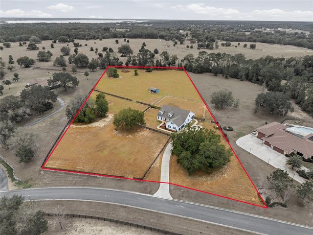 5608 STRONG POINT, Weirsdale, FL 32195