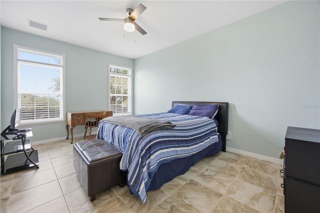 5608 STRONG POINT, Weirsdale, FL 32195