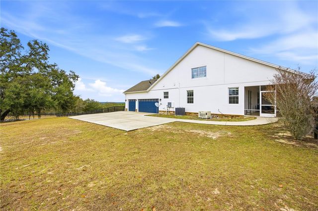 5608 STRONG POINT, Weirsdale, FL 32195