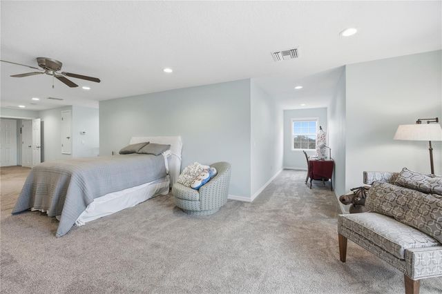 5608 STRONG POINT, Weirsdale, FL 32195