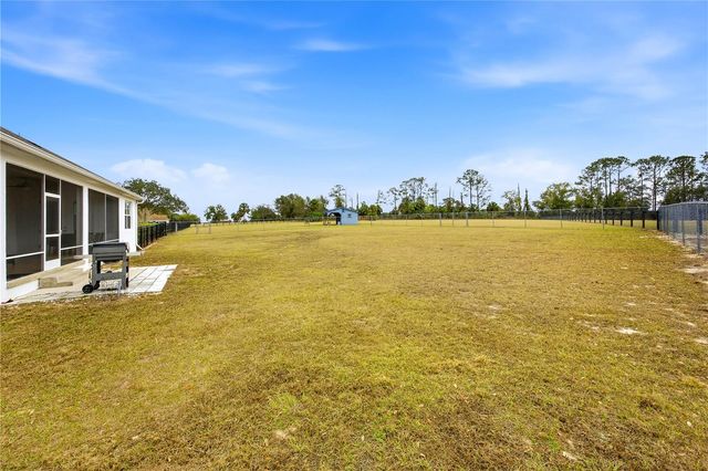 5608 STRONG POINT, Weirsdale, FL 32195