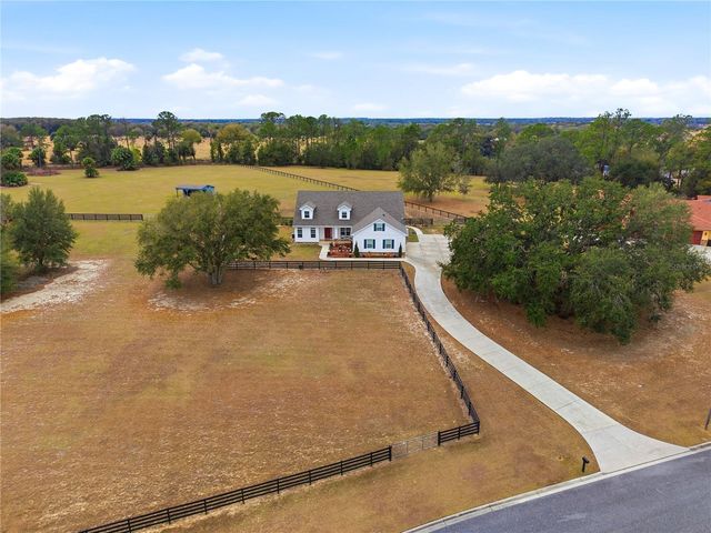 5608 STRONG POINT, Weirsdale, FL 32195