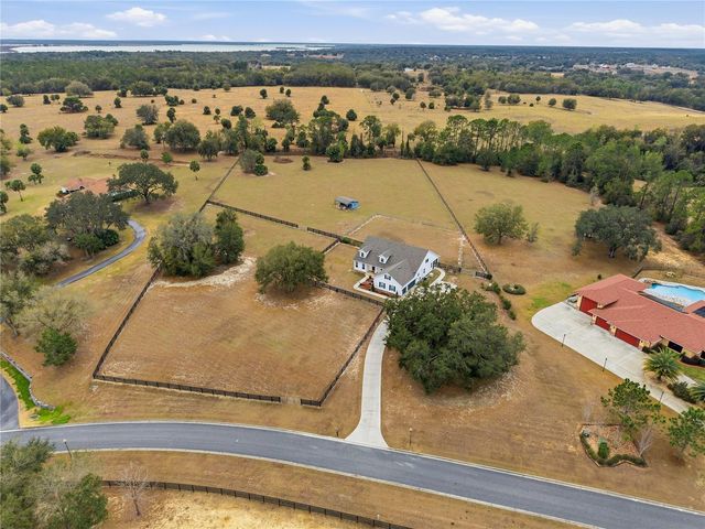 5608 STRONG POINT, Weirsdale, FL 32195