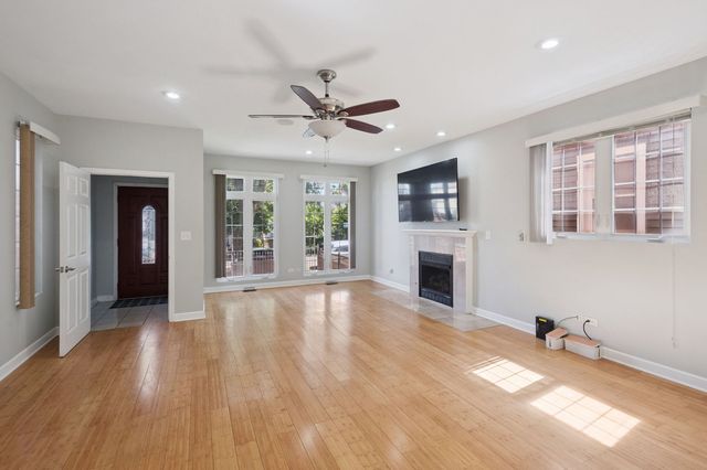1724 N Keeler Avenue, Chicago, IL 60639