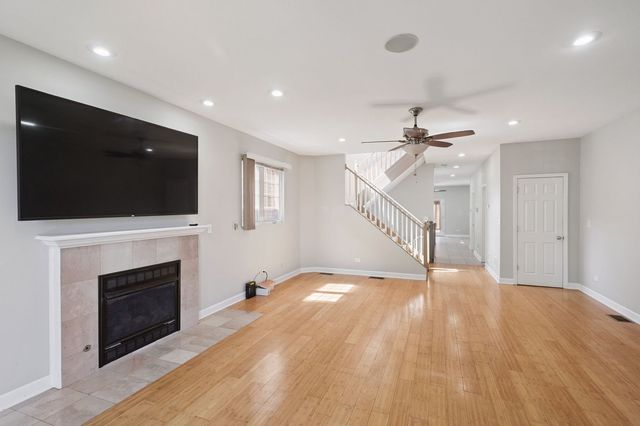 1724 N Keeler Avenue, Chicago, IL 60639