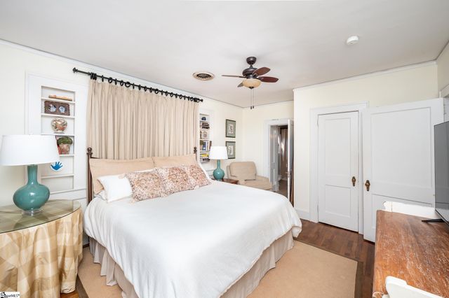 102 Todd Avenue, Laurens, SC 29360