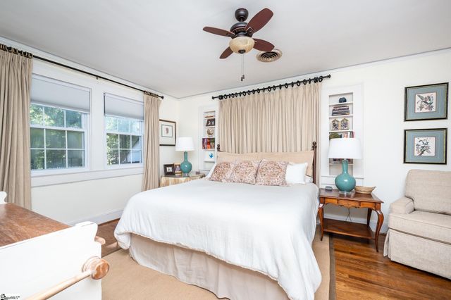 102 Todd Avenue, Laurens, SC 29360