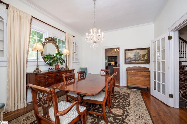 102 Todd Avenue, Laurens, SC 29360