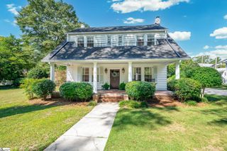 102 Todd Avenue, Laurens, SC 29360