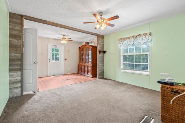 911 Old Magnolia Dr., Conway, SC 29526