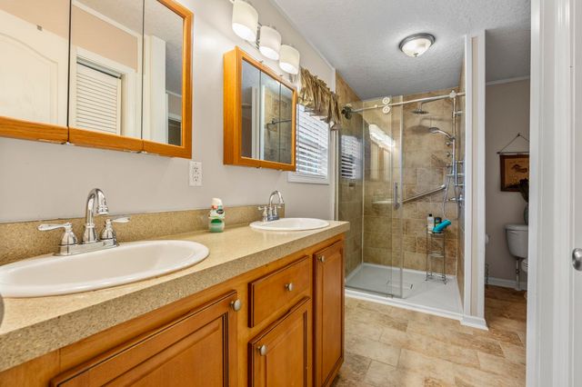 911 Old Magnolia Dr., Conway, SC 29526