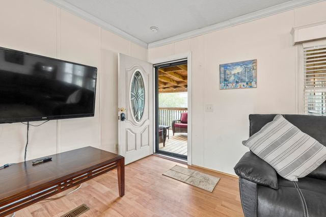 911 Old Magnolia Dr., Conway, SC 29526