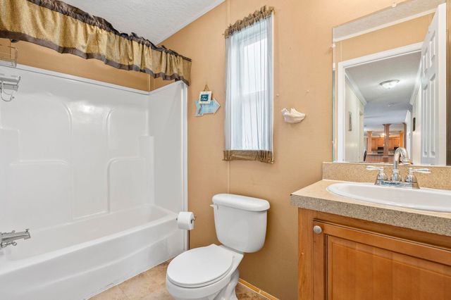 911 Old Magnolia Dr., Conway, SC 29526