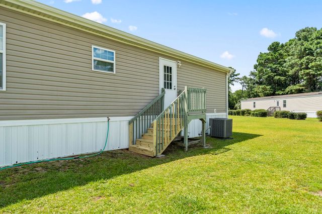 911 Old Magnolia Dr., Conway, SC 29526